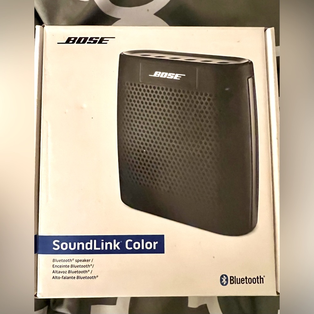 Bose Bluetooth Speaker NWT